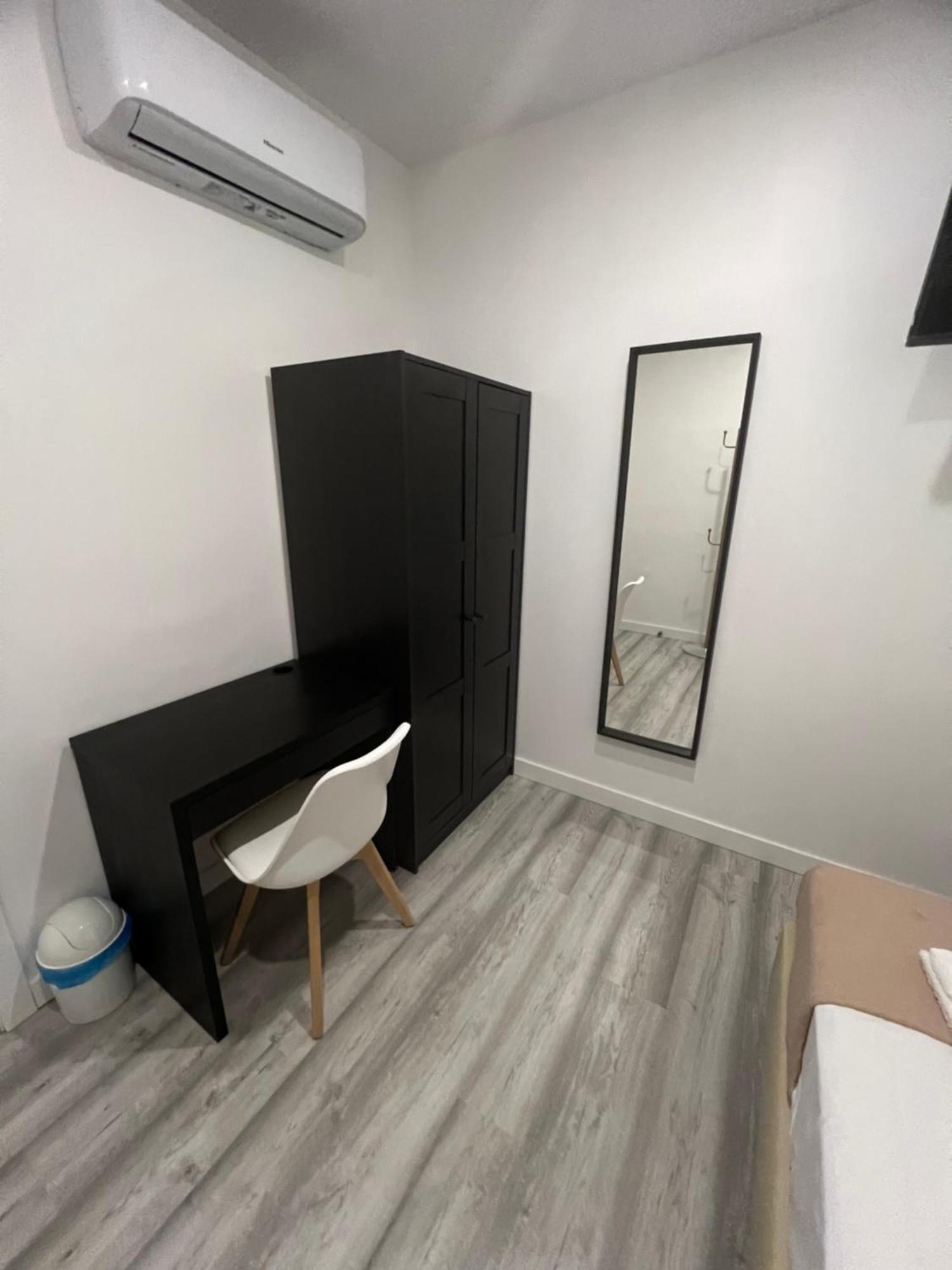 Beautiful Rooms In The Center Of Lisbon Exterior photo